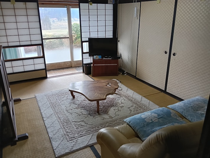 テレビの間