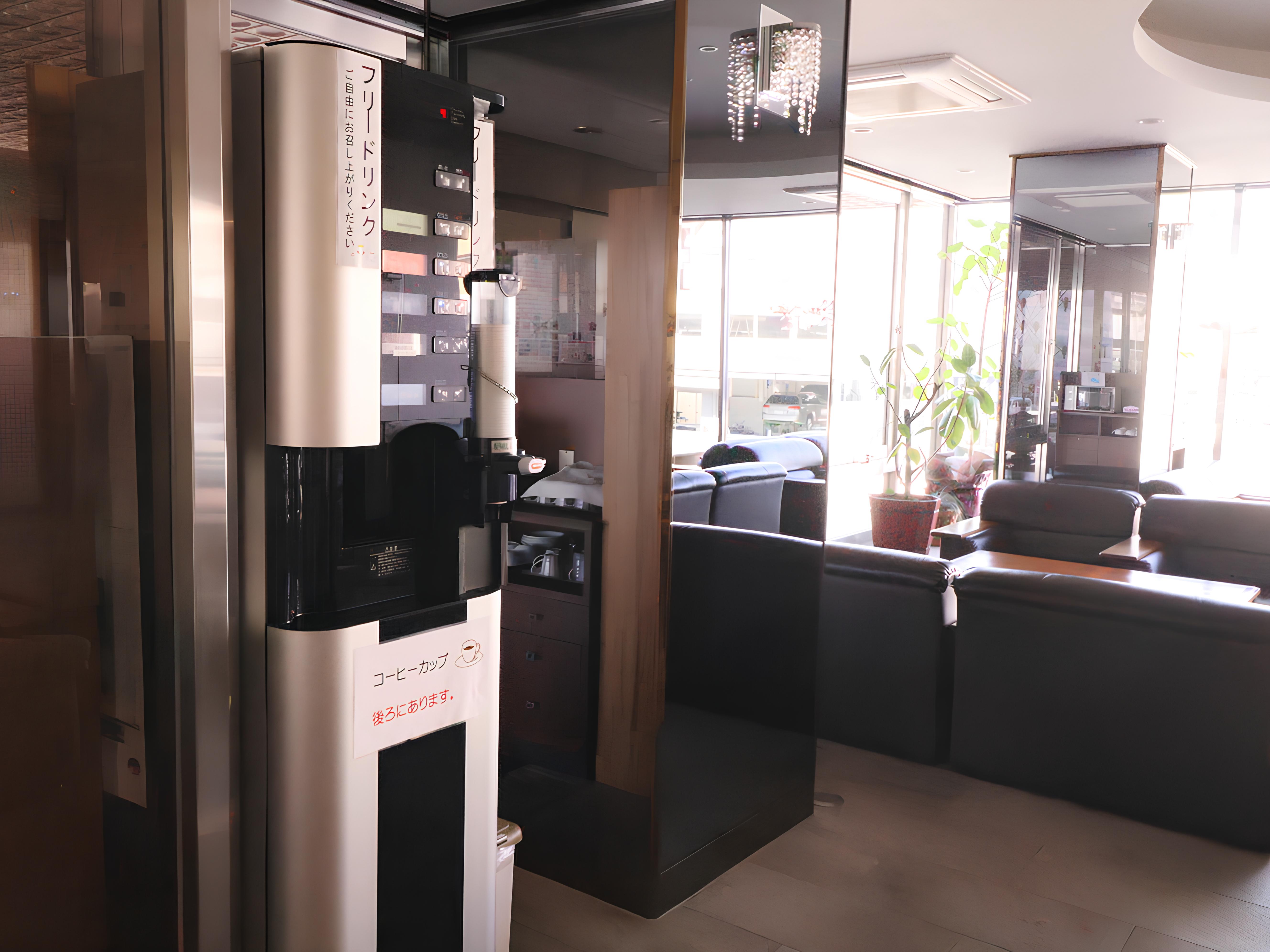 フリードリンクでゆっくりとお寛ぎの時間をお過ごしください