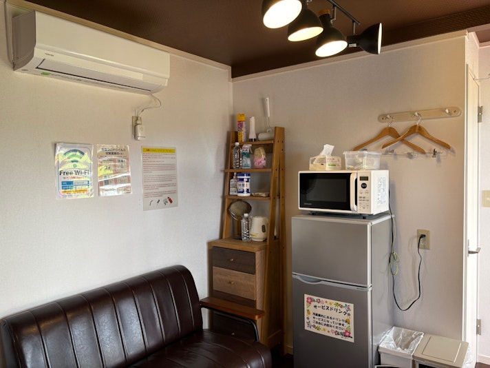 電子レンジ・冷蔵庫完備
