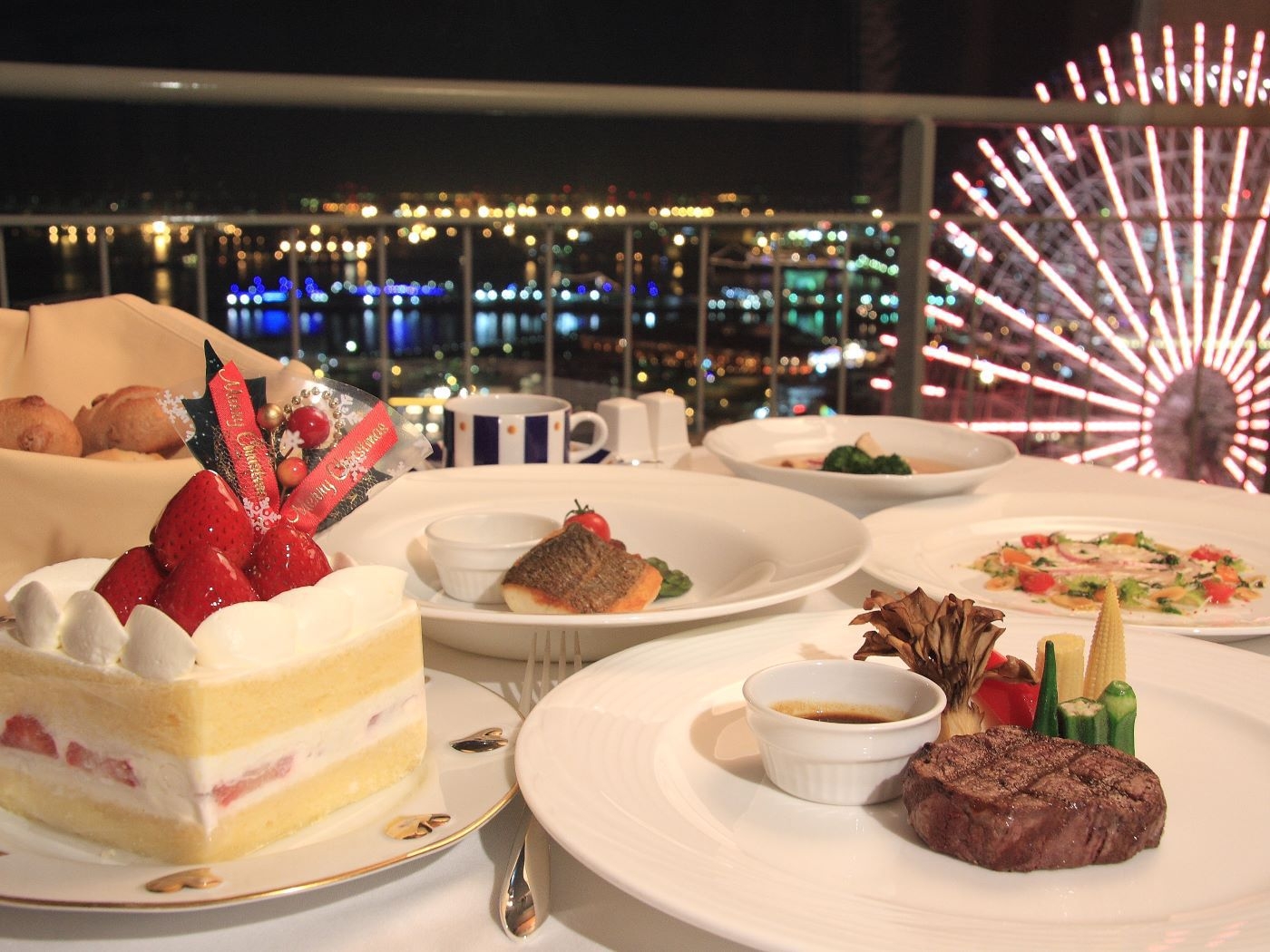 ●【クリスマスケーキ＆インルームディナー付】With Best Wishes...（夕朝食付）