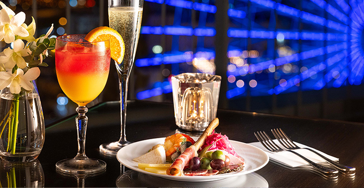 カクテルタイム