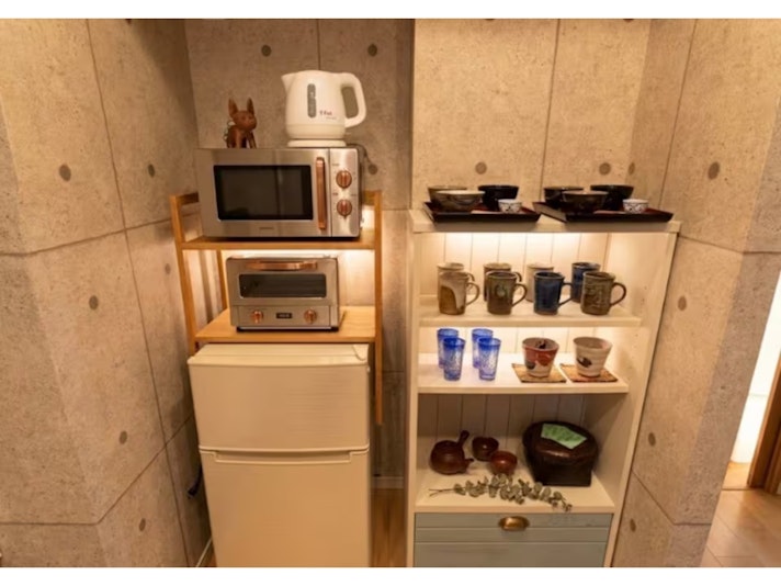 食器類はすべて日本製にこだわり、使いやすさと美しさを大切にしています。