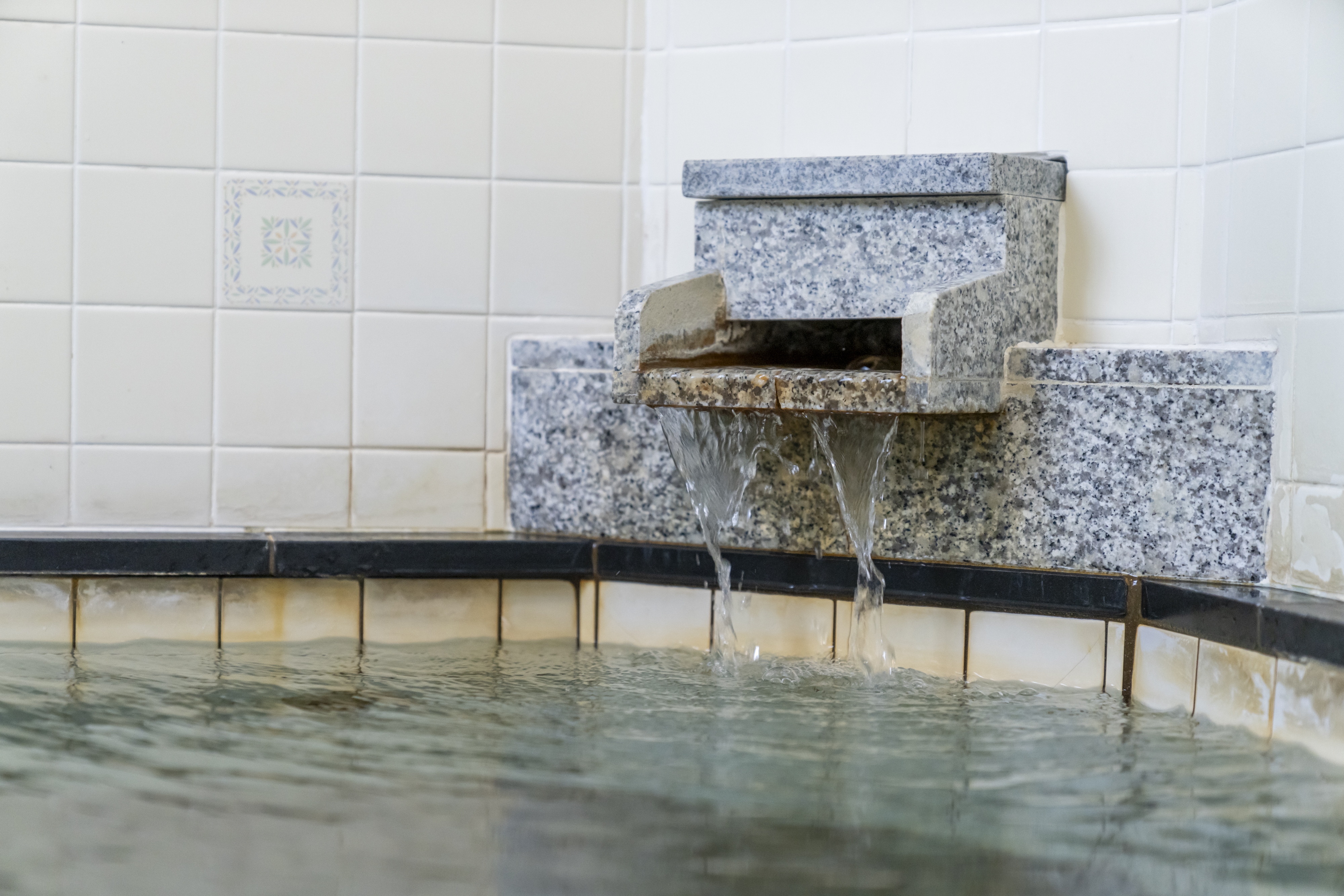 男女別の館内風呂