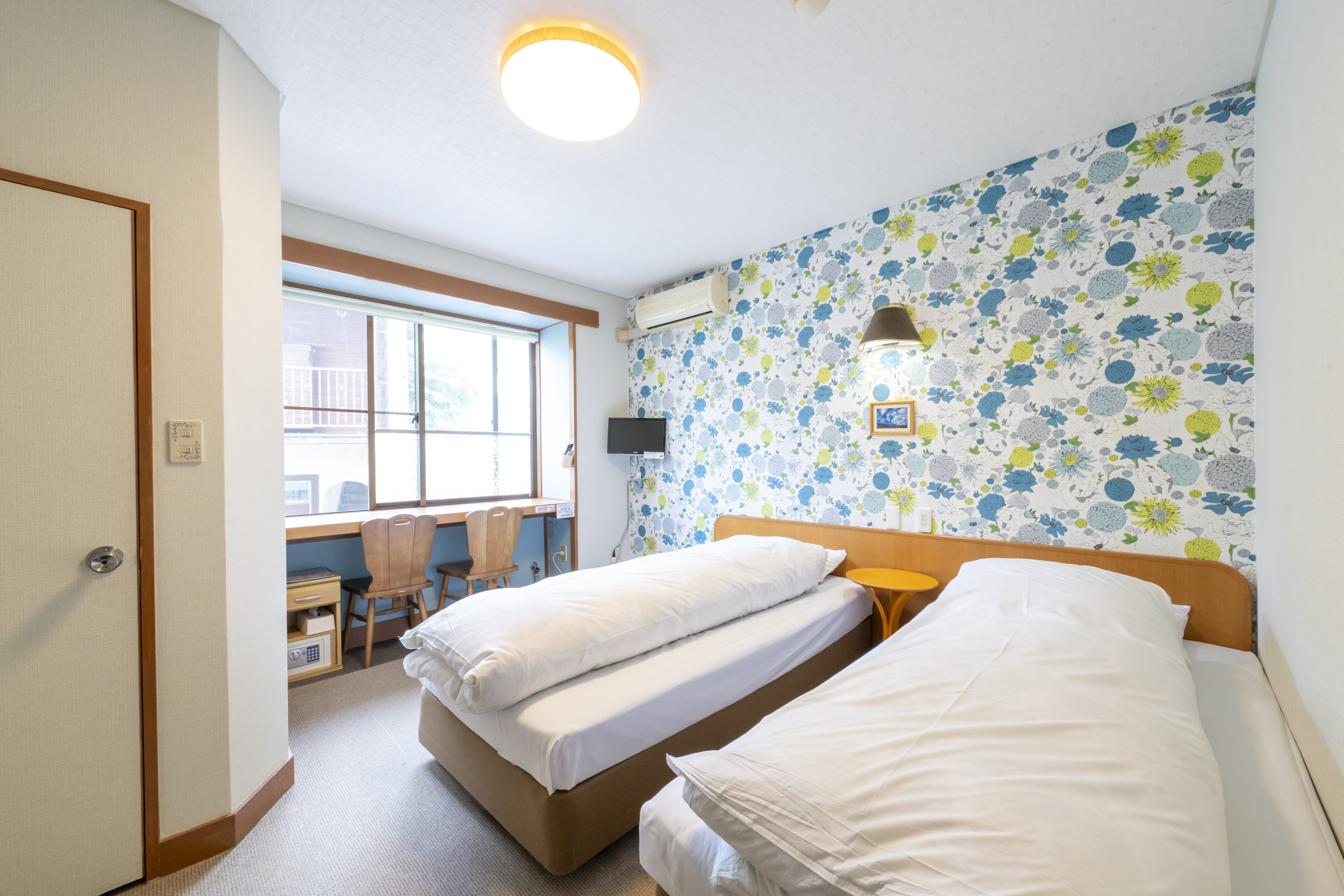 トイレ付ツインルーム