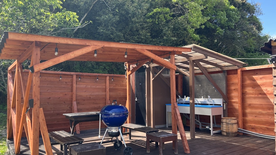 BBQ器材完備!