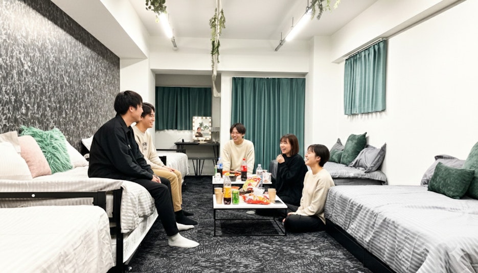 近隣に飲食店がたくさんあるので、Uber Eatsもいろいろ選べます。