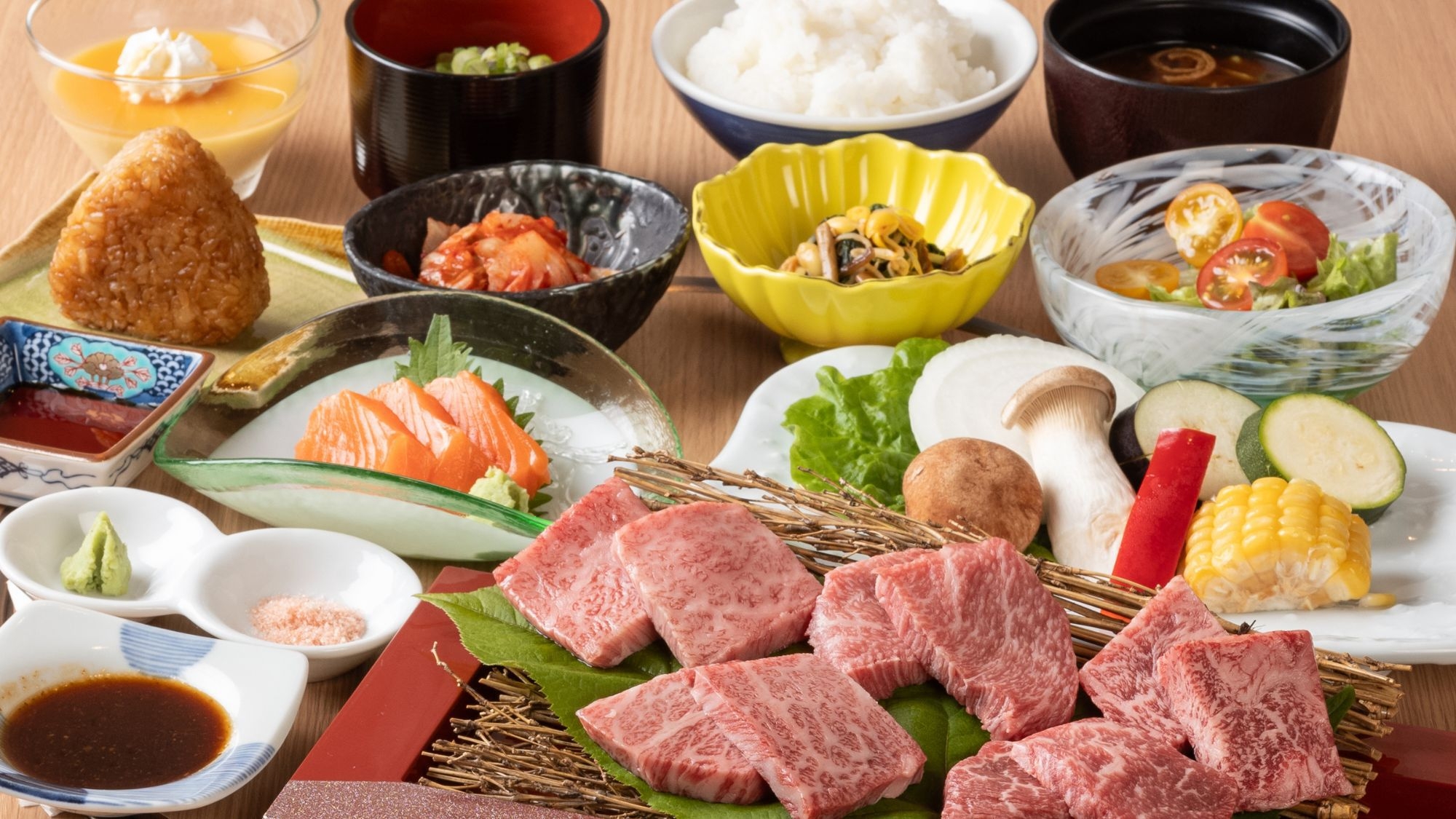【連泊でお得｜おひとり様1，100円OFF】A5飛騨牛会席と古民家レストランで味わう｜貸切露天無料