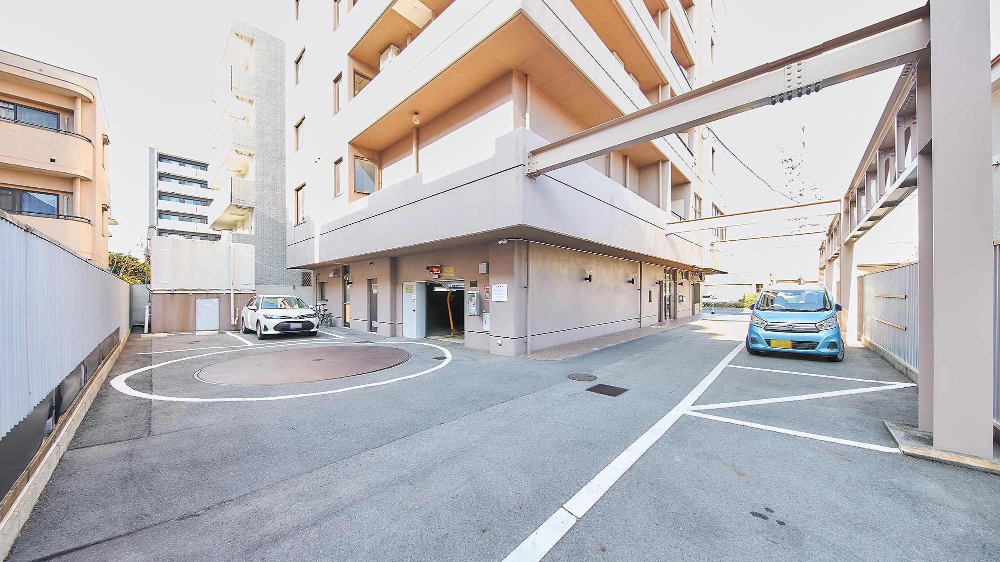 【素泊】出張や観光でのお泊りに最適！広めの客室でゆったりお休みください。