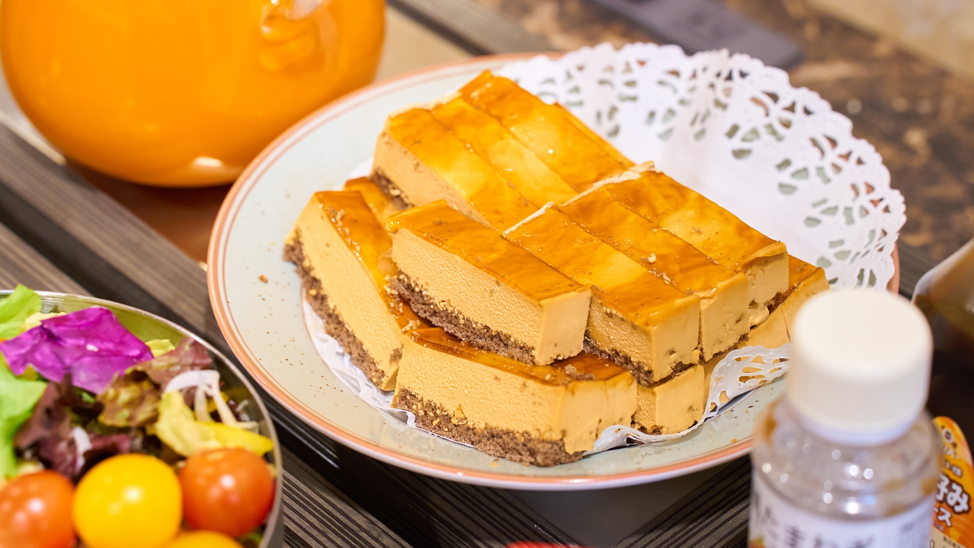 ・【朝食一例】スイーツ好きな方には嬉しいケーキもお出ししております