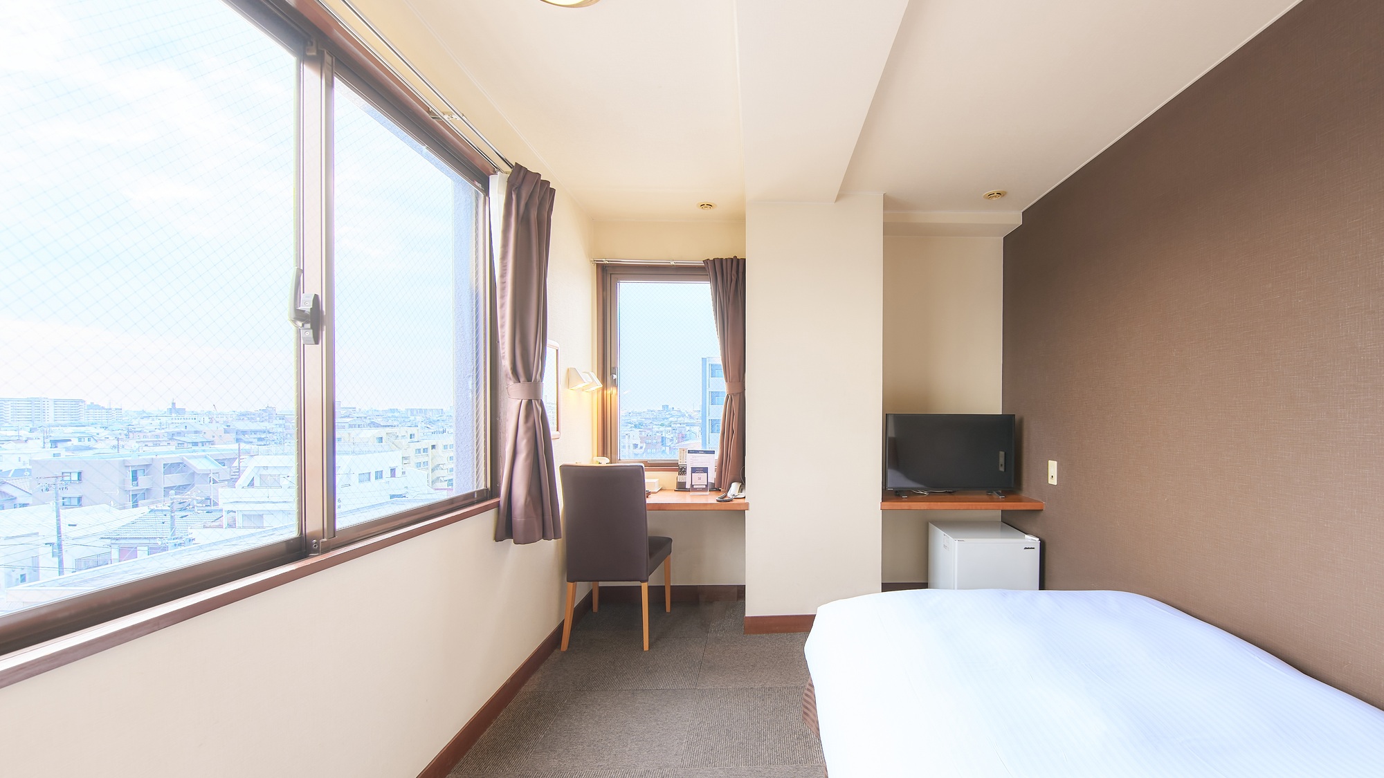 ・【最上階シングル】ビジネス利用に最適なシングルルームでお寛ぎください