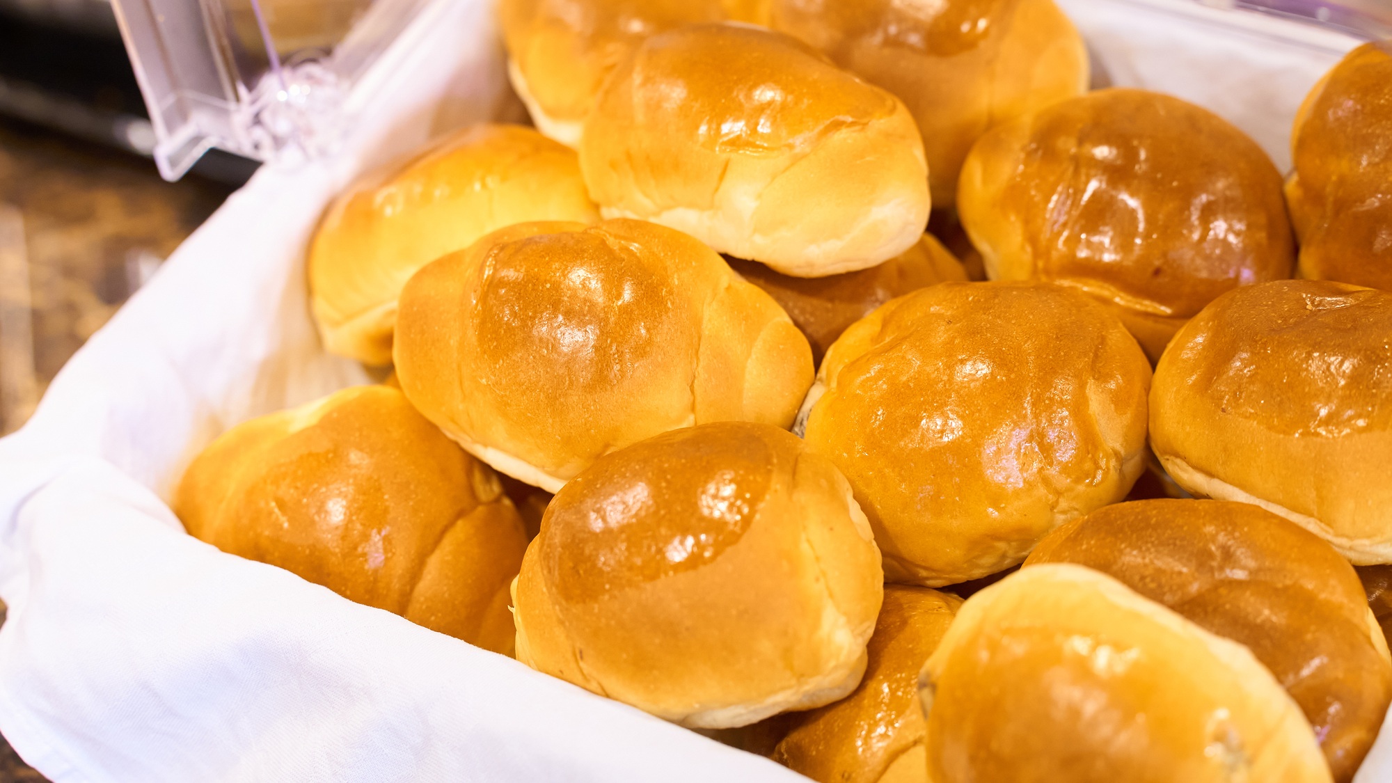 ・【朝食一例】パンはトースターで温めてお召し上がりいただけます