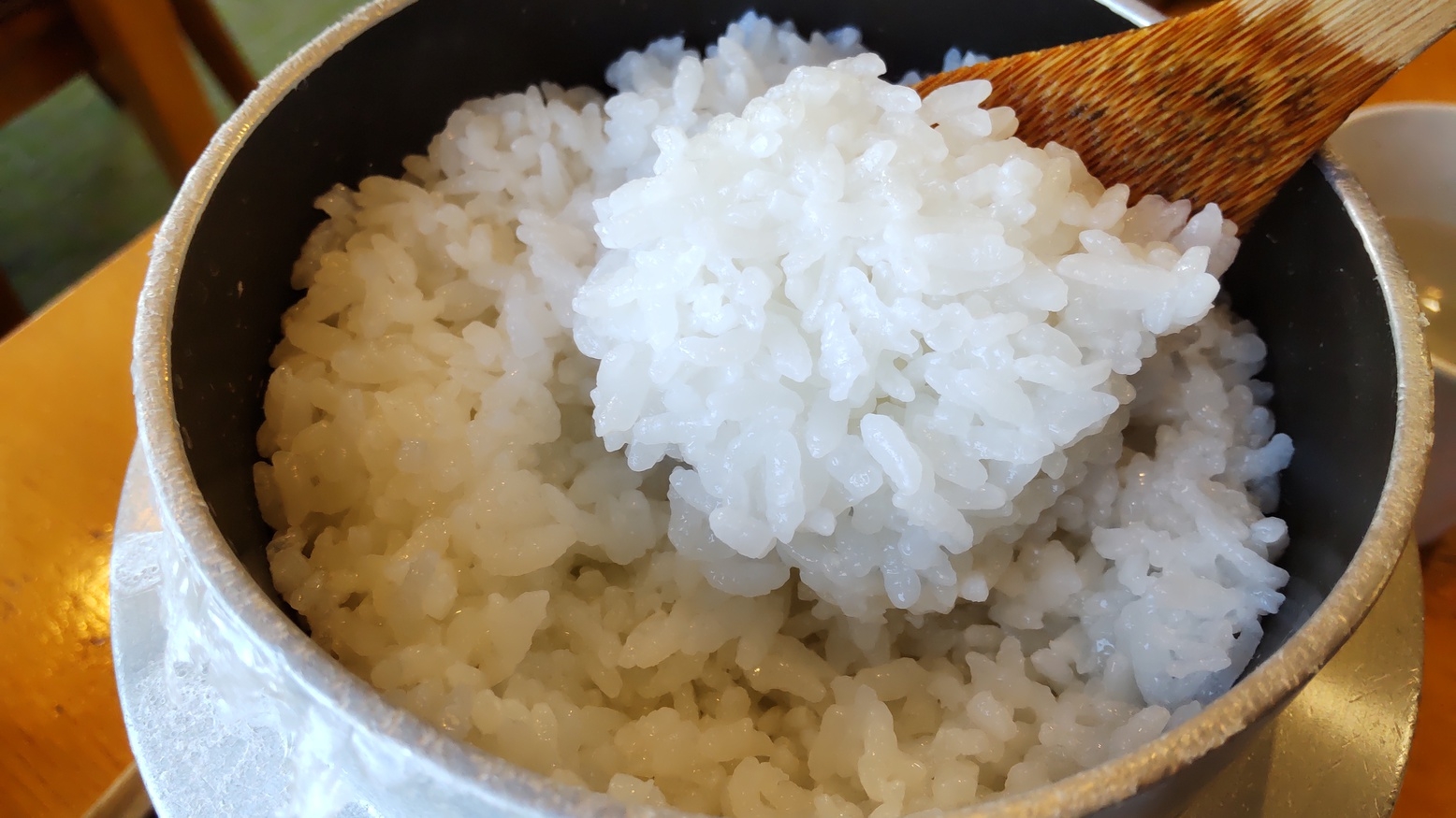 【手作り朝食付 】自慢の焼鮭と釜飯の朝食付プラン