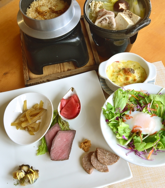 【夕食は選べる釜飯と鍋】地元食材と手作りにこだわった2食付♪　ふくろうプラン