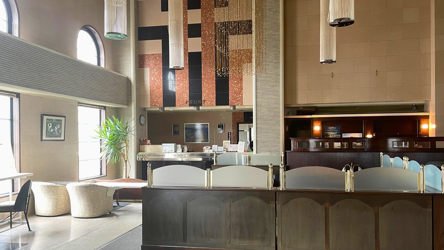 ◆【平日限定】見つけたらラッキー！レストランから函館山と津軽海峡を一望！＜素泊り＞