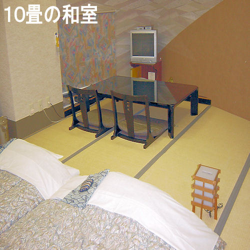 Town side Japanese-style room 10 tatami mats