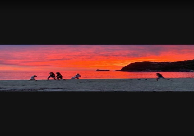 【外観】オレンジ色の高浜の夕焼け