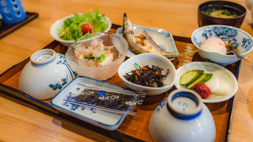 朝食例※季節によりメニューが変わります。