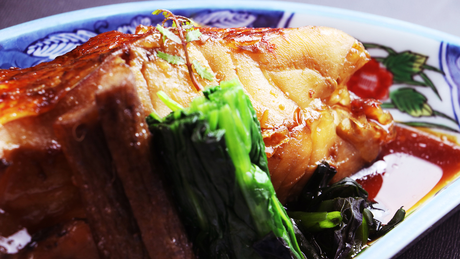 料理長こだわり御膳〜赤魚の煮付け×豚の角煮〜人気のメイン2種を贅沢に食べ比べ！