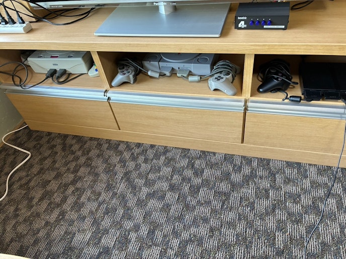 セガサターン、ps1,ps2などの懐かしのゲーム機、ソフトを用意しております。