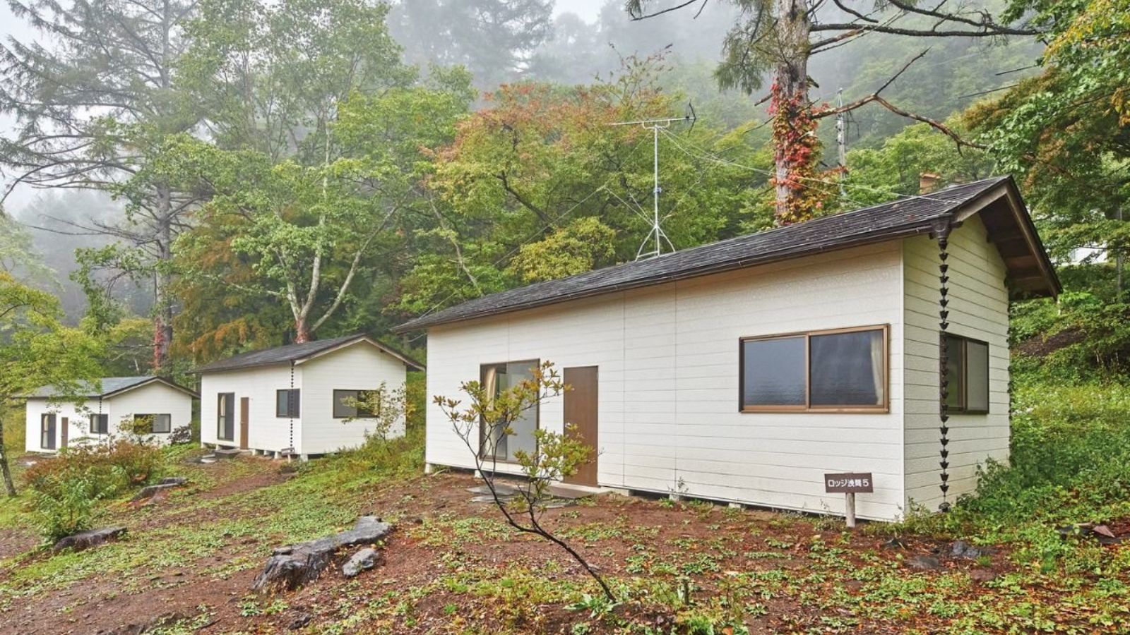 【ロッジ/8畳＋6畳】山小屋のような温もり空間(トイレ付)