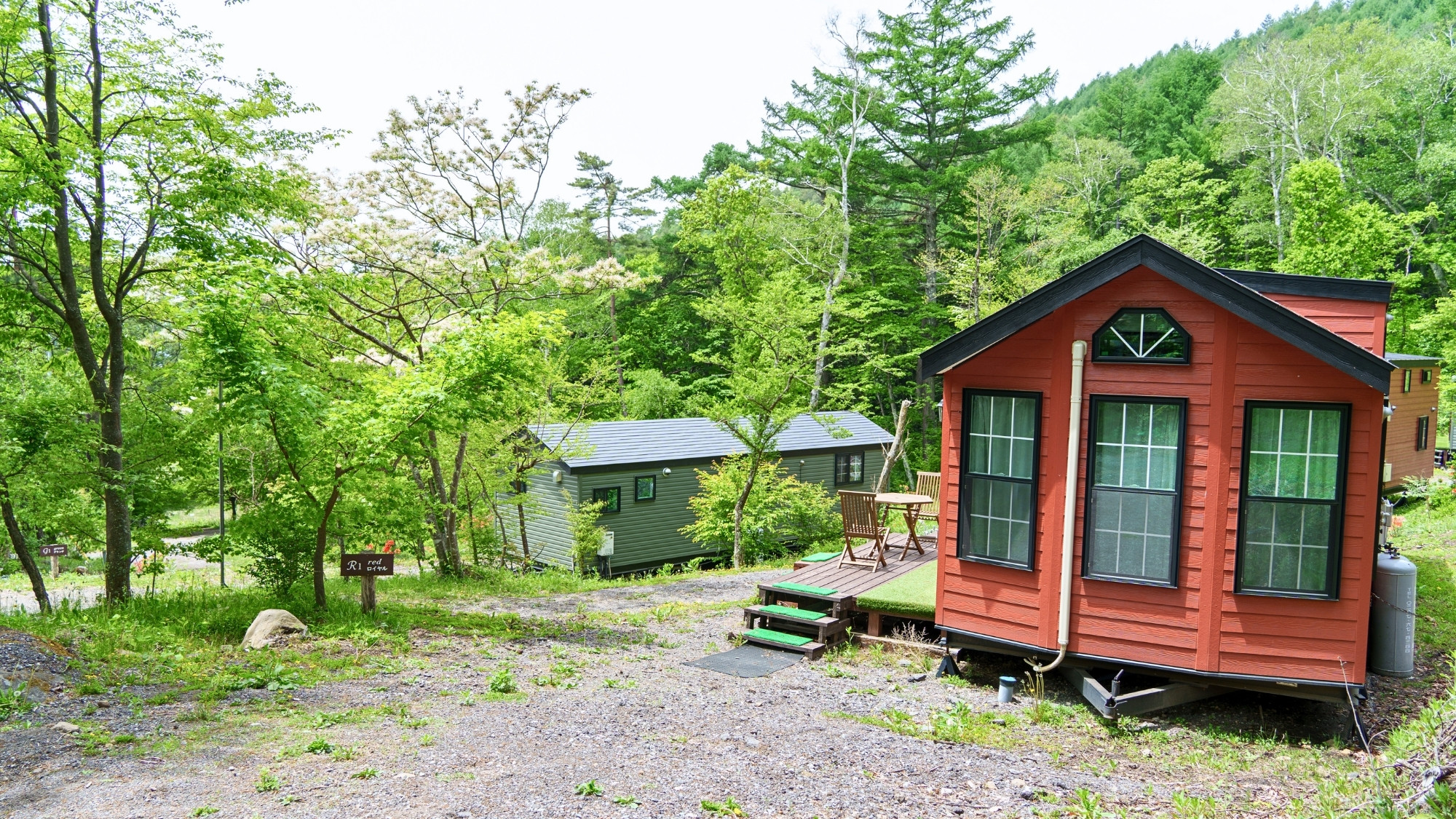 トレーラーハウス《ROYAL》グループタイプ 　外観