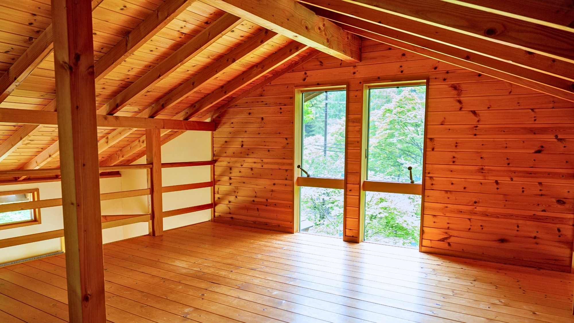 ロフト付コテージ