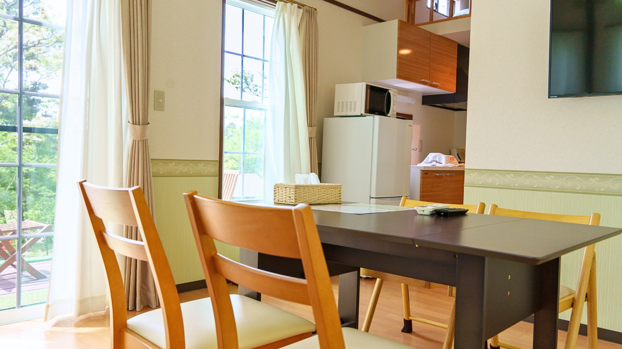 トレーラーハウス《ROYAL》グループタイプ 