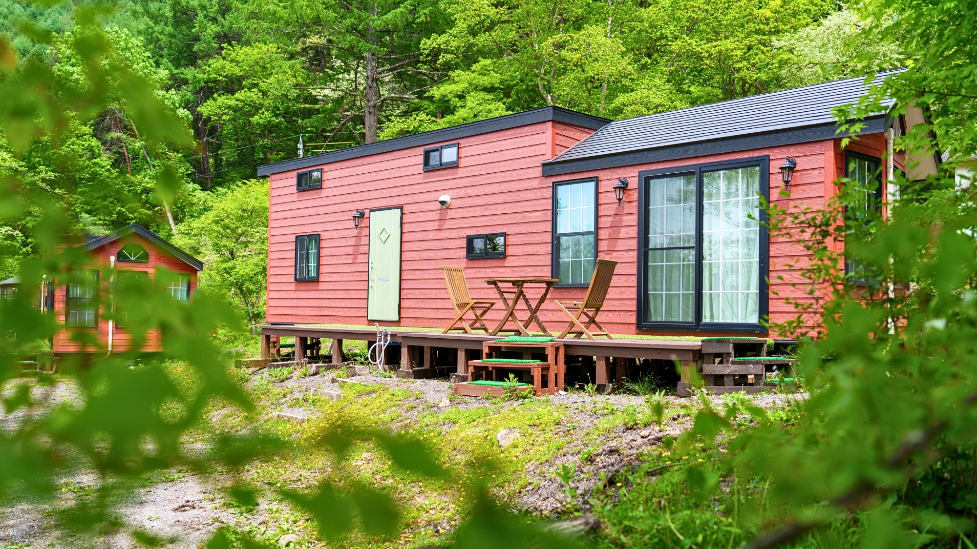 トレーラーハウス《ROYAL》グループタイプ 　外観