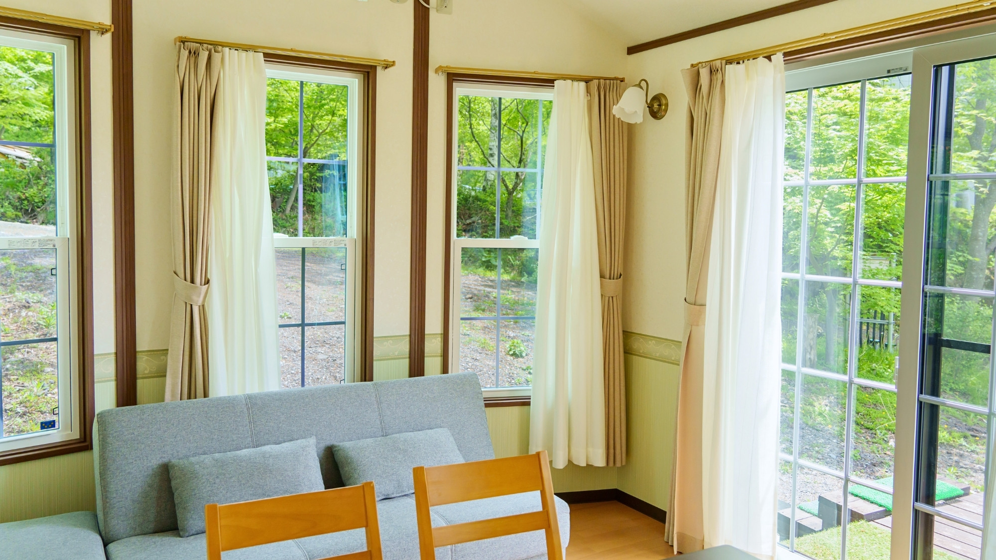 トレーラーハウス《ROYAL》グループタイプ 