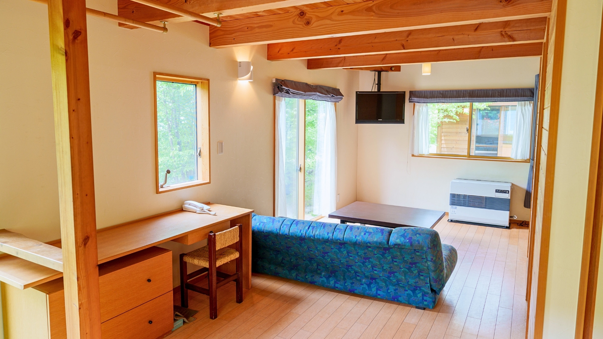 ロフト付コテージ