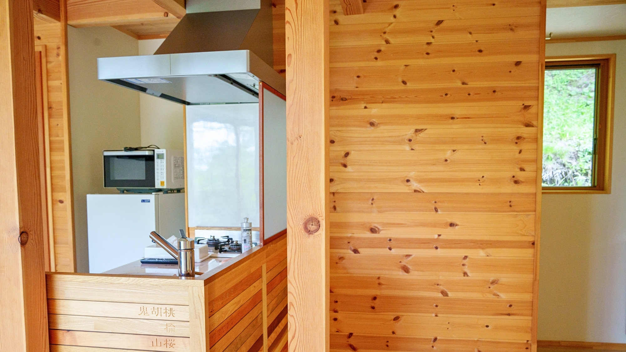 ロフト付コテージ