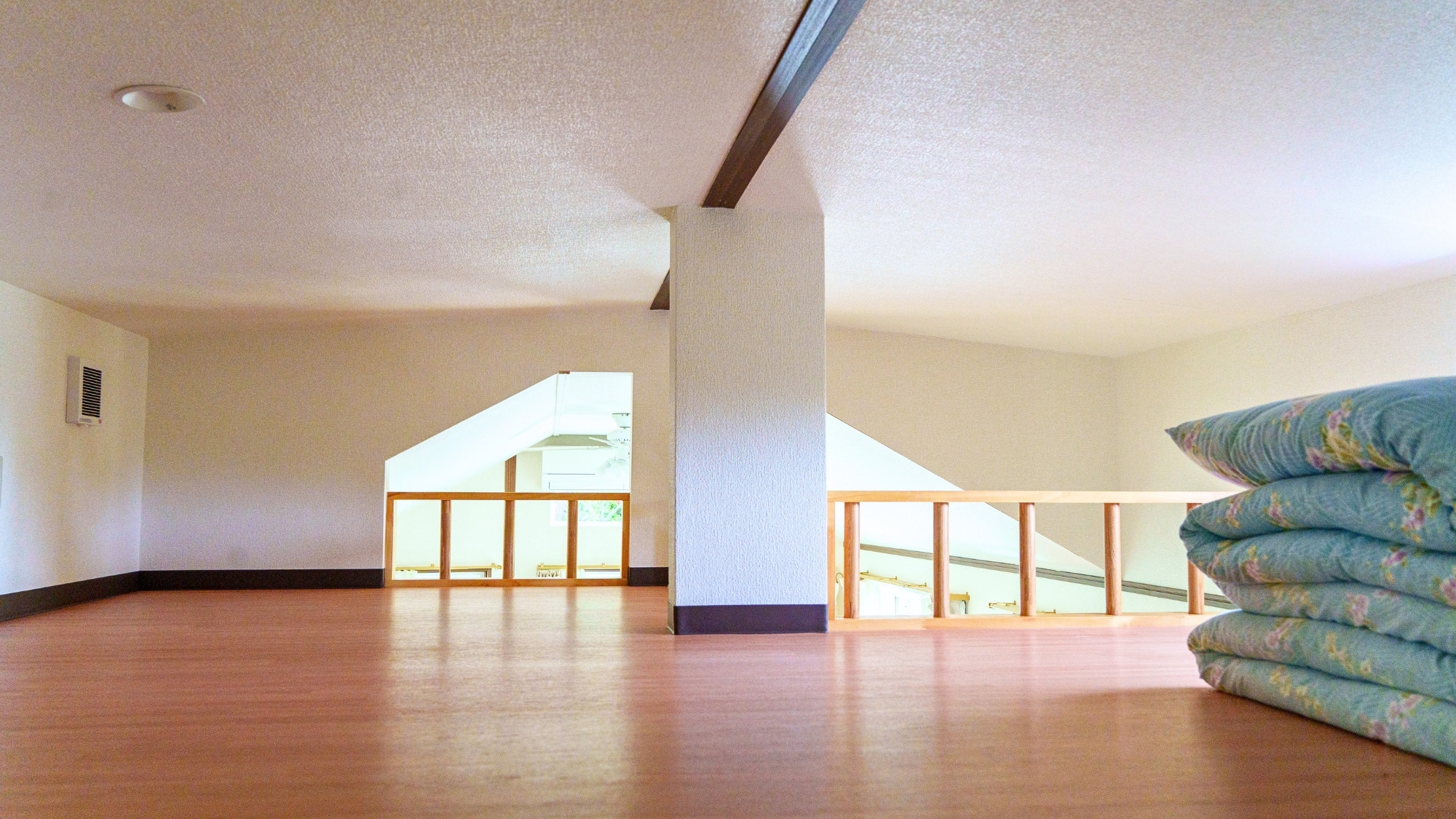 トレーラーハウス《ROYAL》グループタイプ 