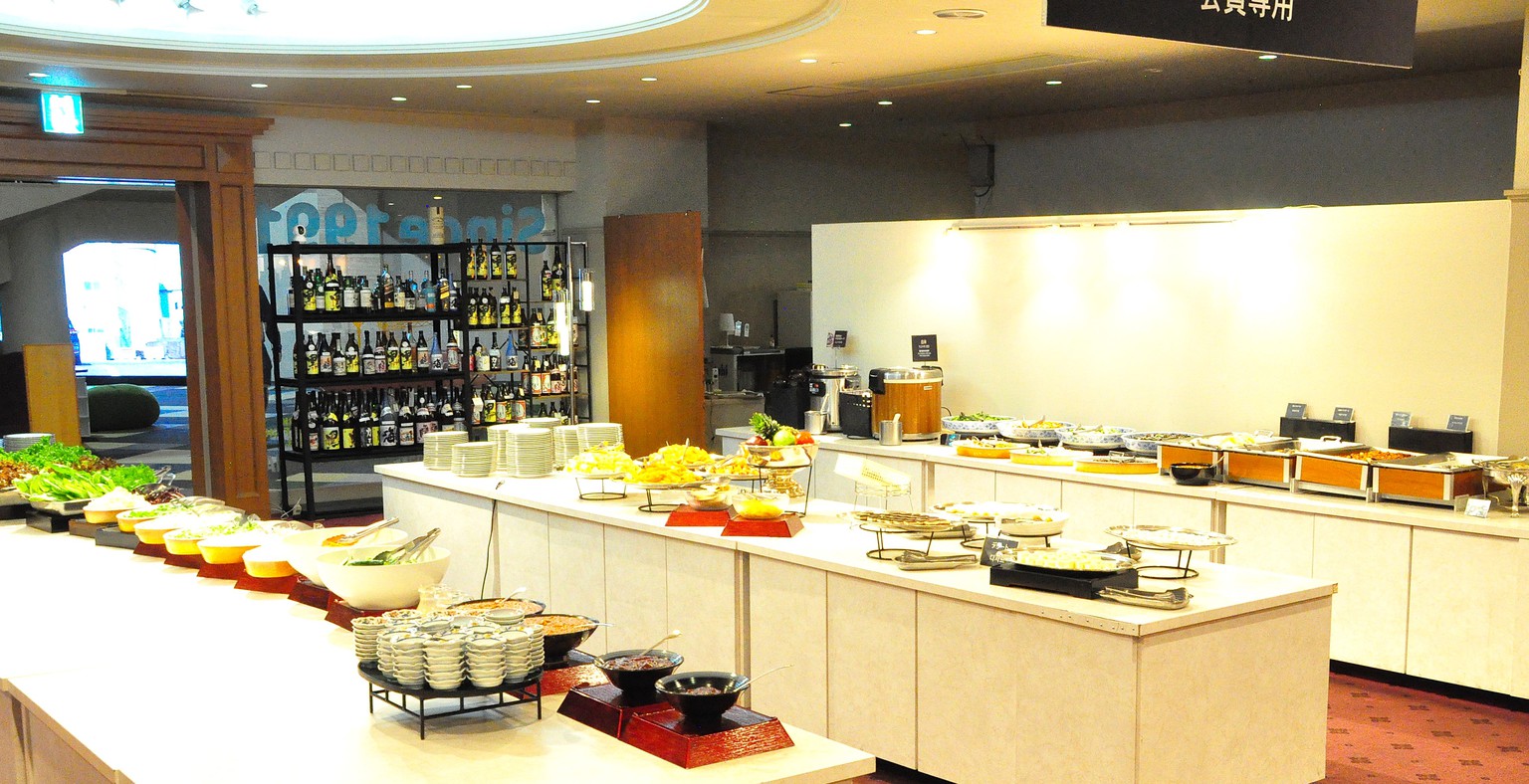 【レストラン・ディナー】ハーフビュッフェ