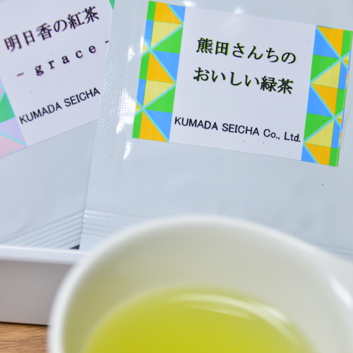 お部屋には緑茶や紅茶もございますので、ゆったりとお部屋でお過ごしください。