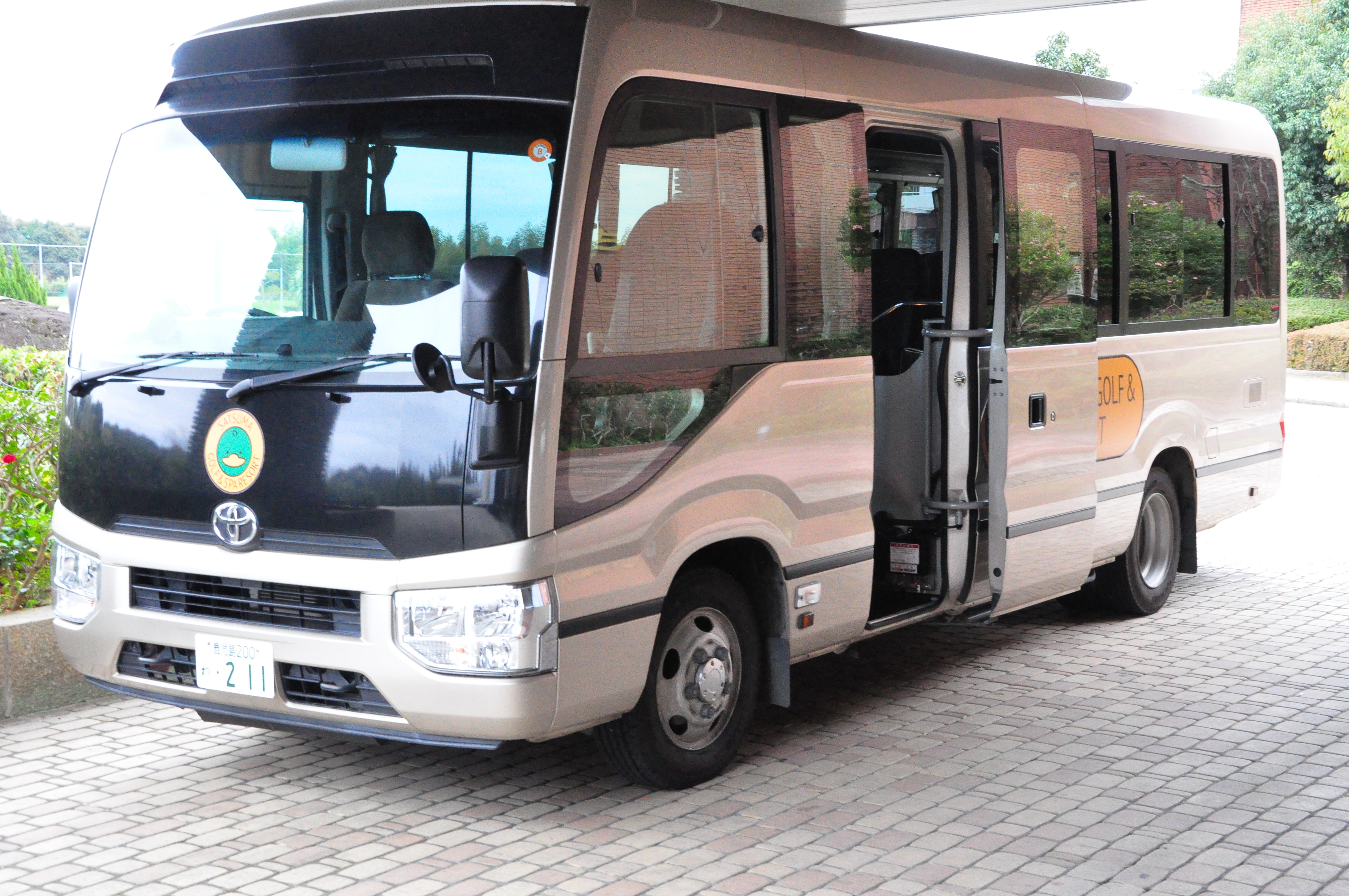 【送迎サービス（事前予約制）】鹿児島空港・JR出水駅 &hArr; ホテルの送迎承ります。ご相談ください