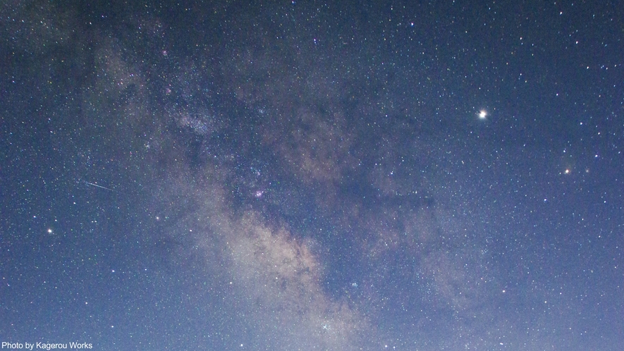 【満点の星空】山頂に位置する当館からだからこそ撮影できる夜空。