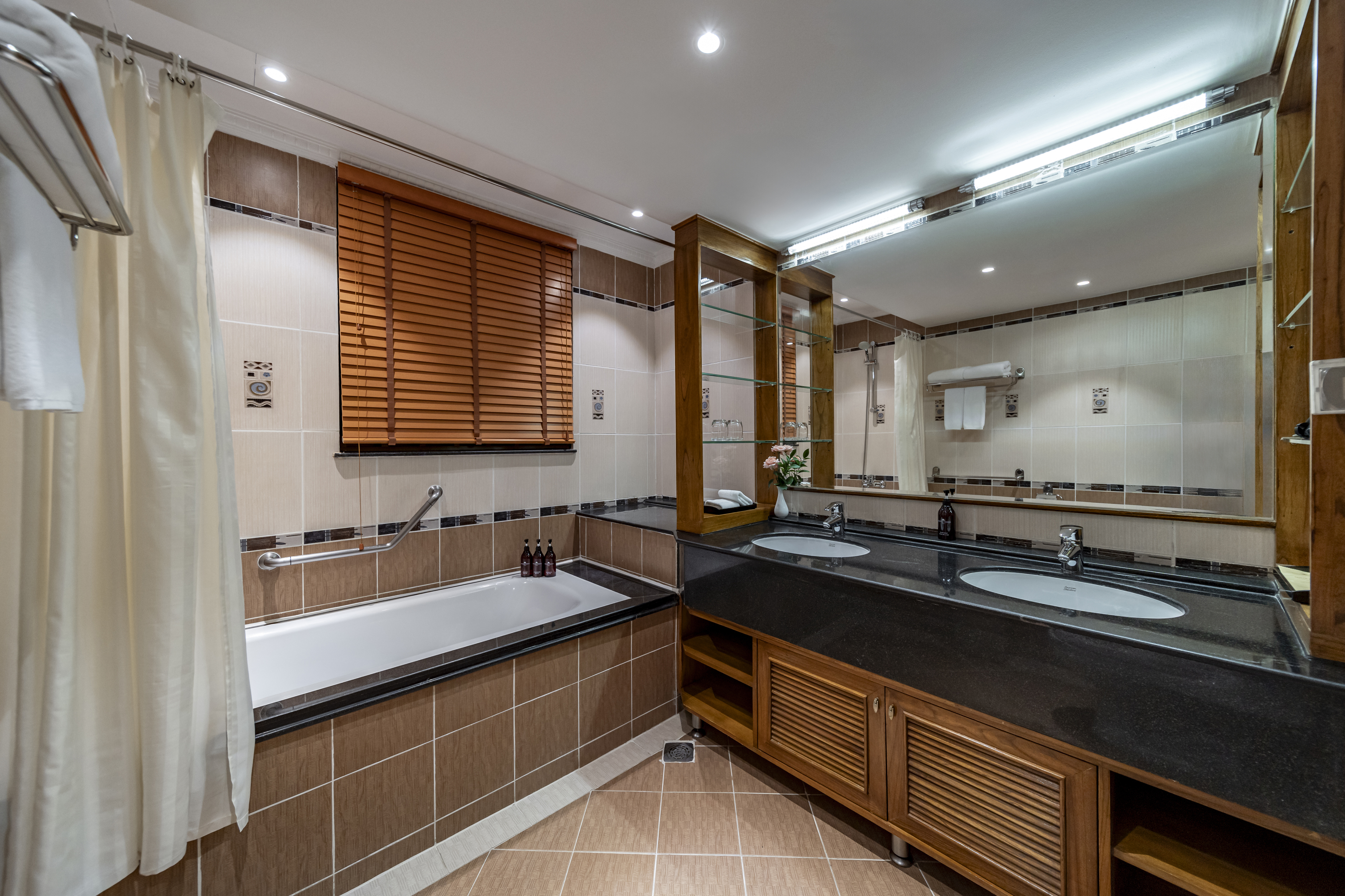 ２ベッドルーム　エグゼクティブ