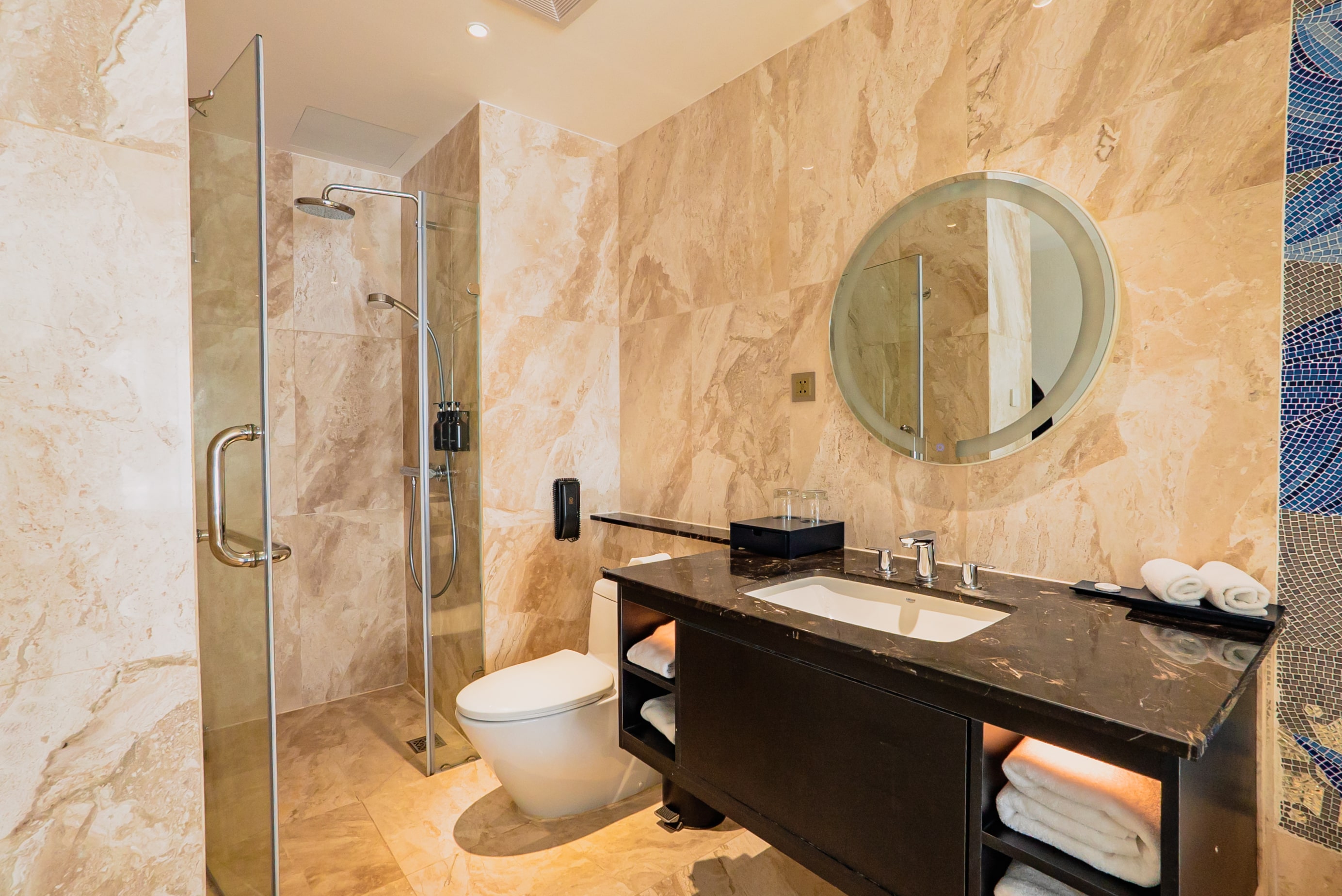 プレミアデラックス