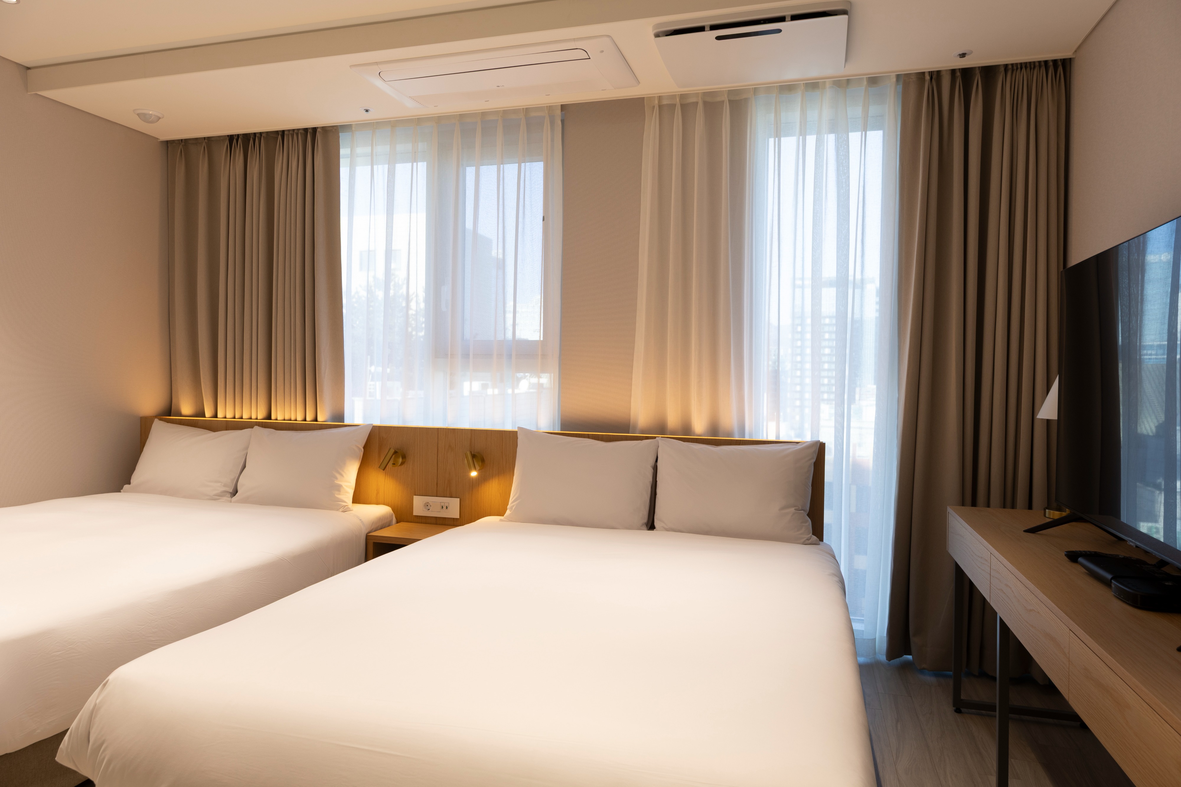 ファミリーツイン