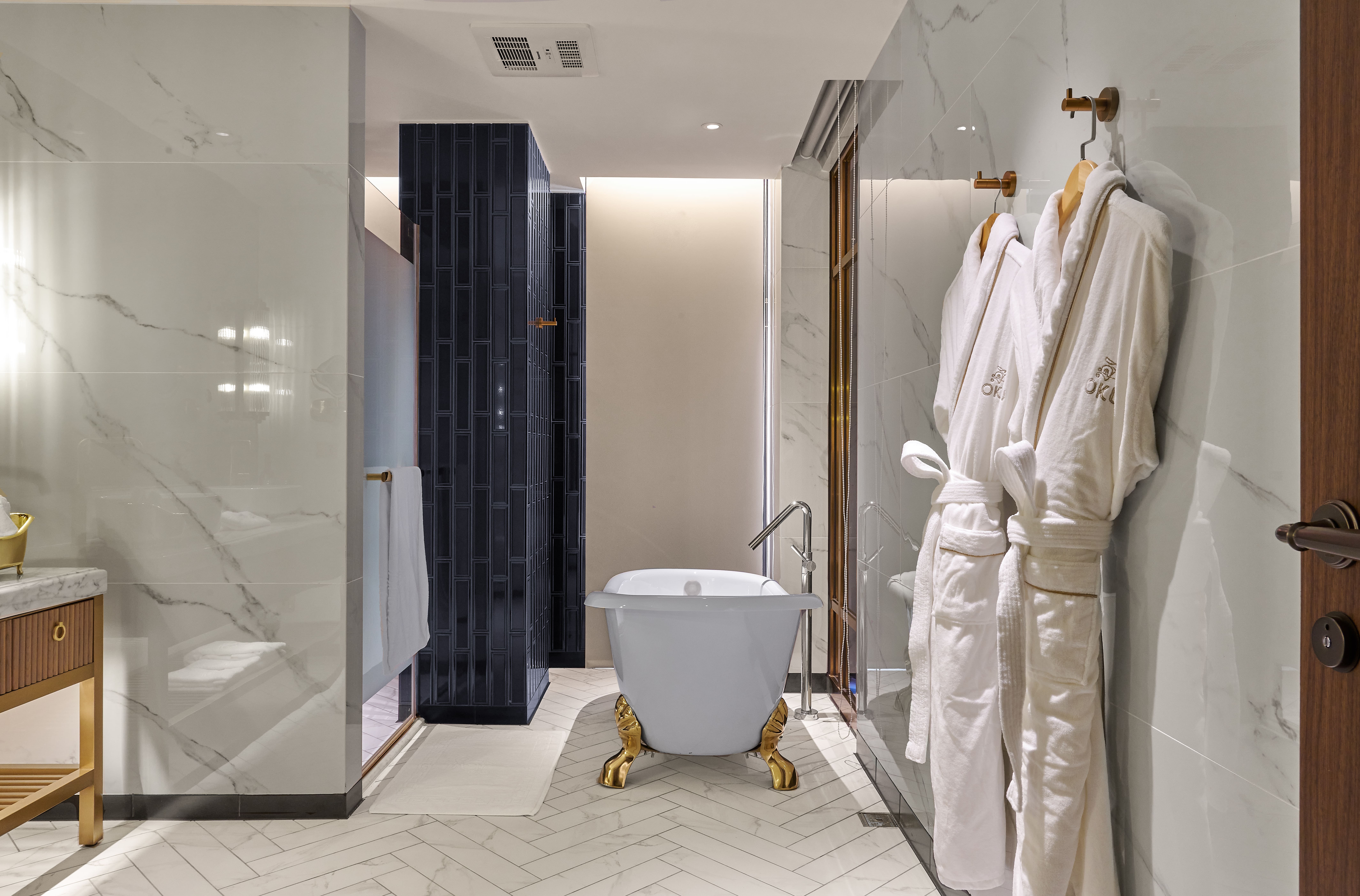 デラックスルーム（浴室）