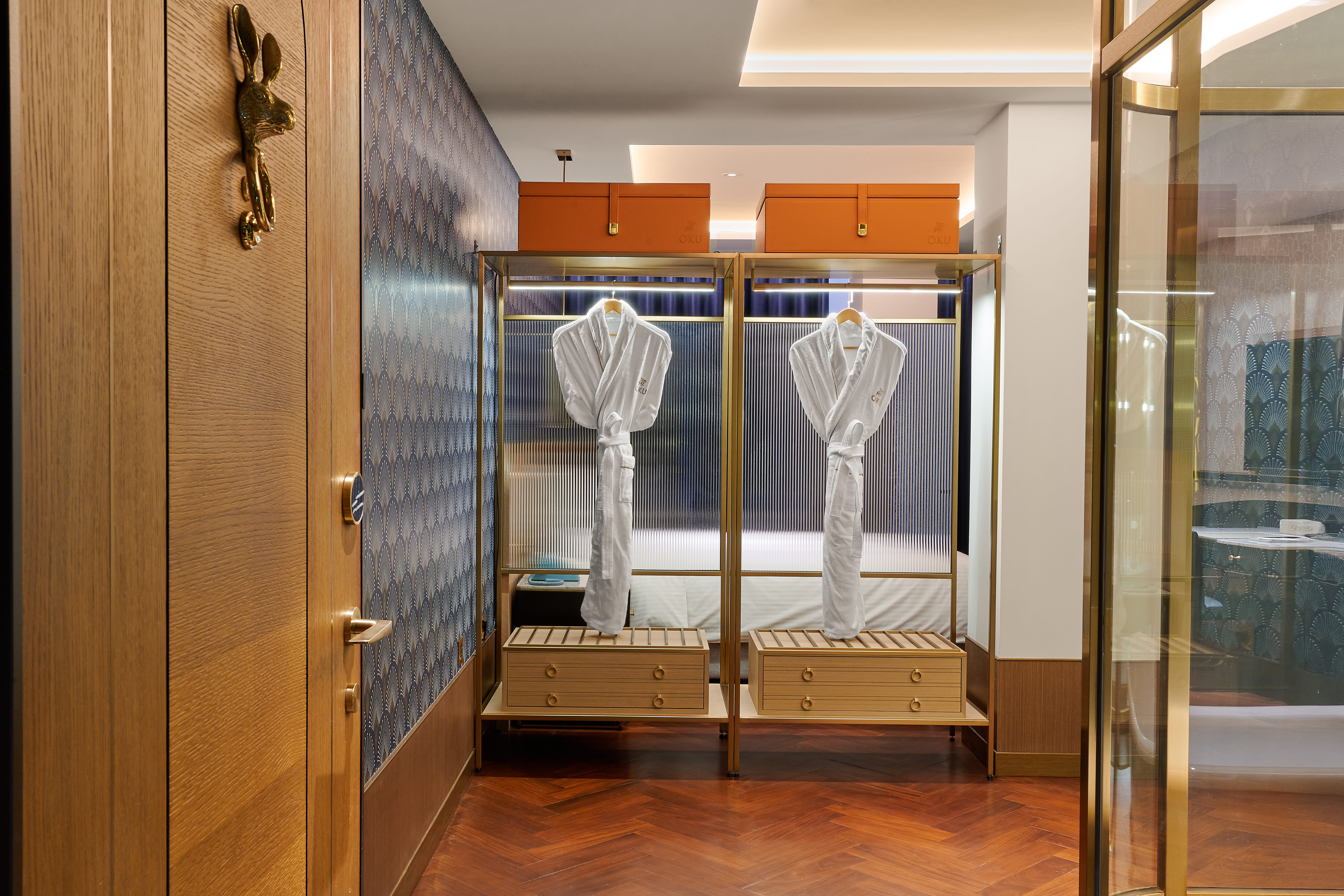 トレンディルーム