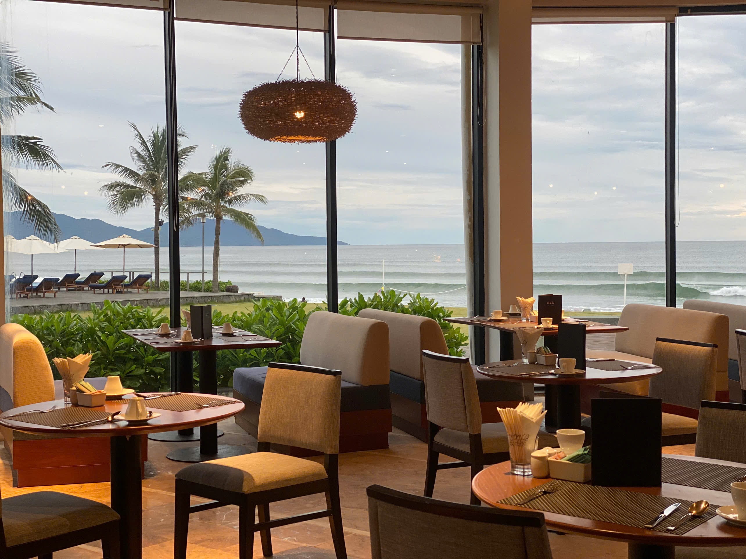 Breeza ビーチクラブ