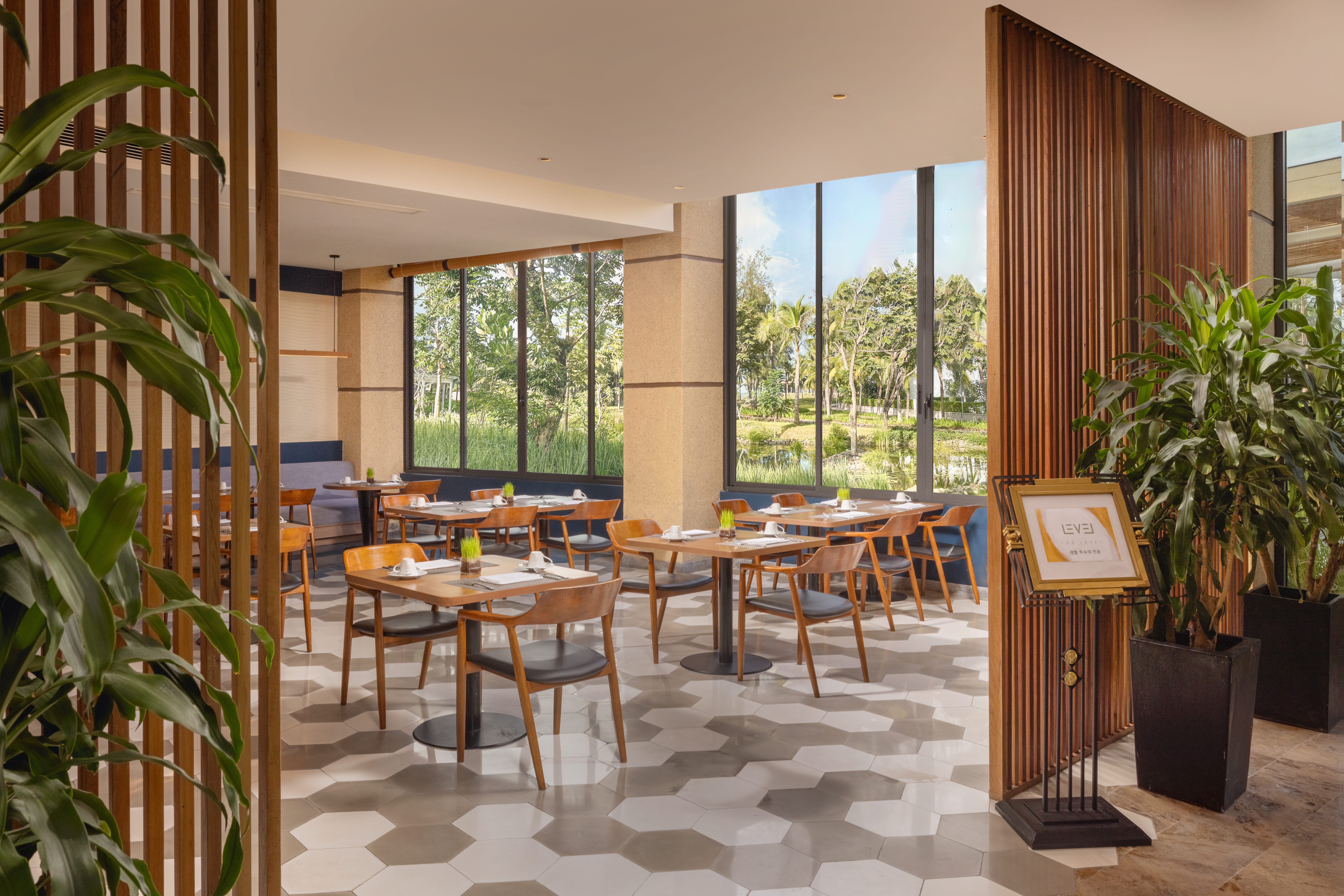 Sasa レストラン