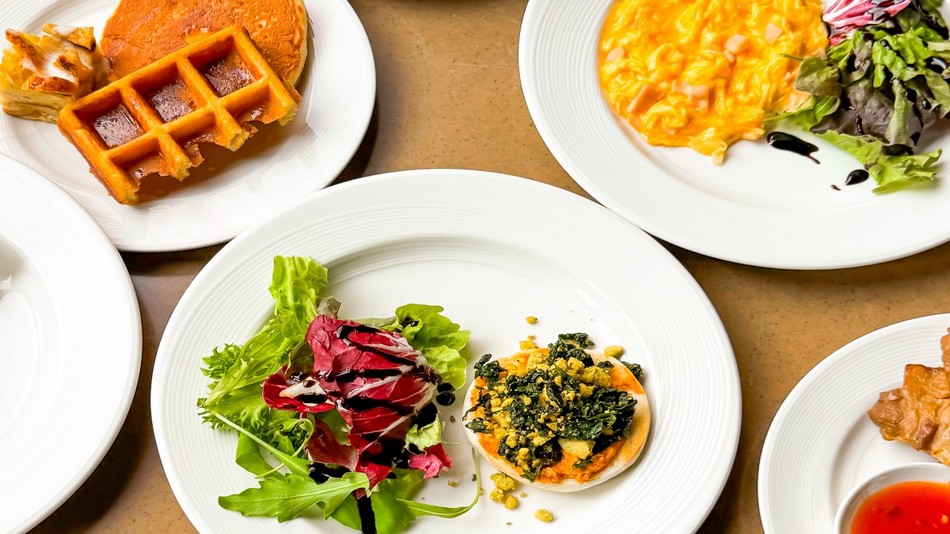 「DECKLES Smokehouse」レストラン 朝食ビュッフェ