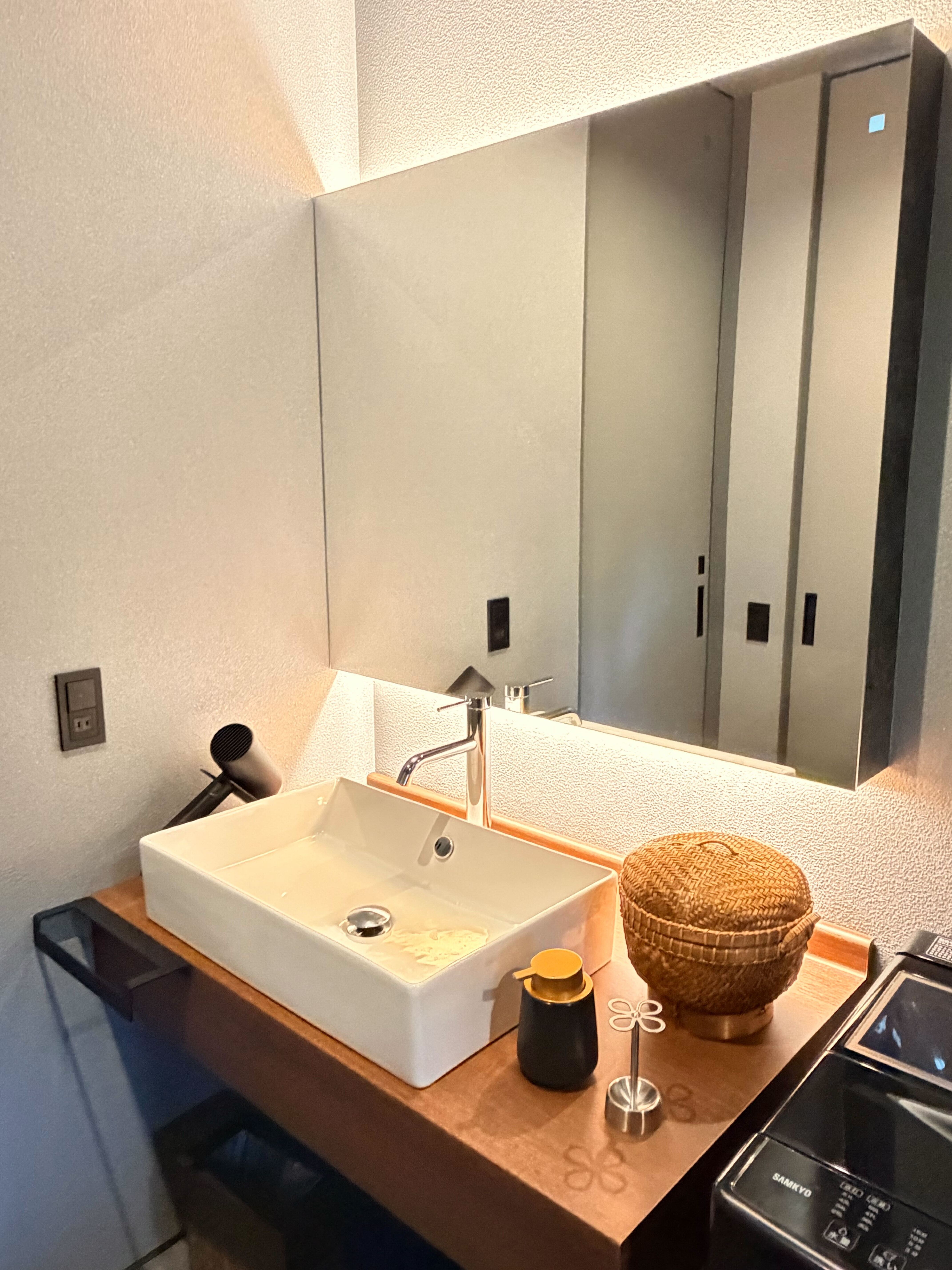 室内⑨