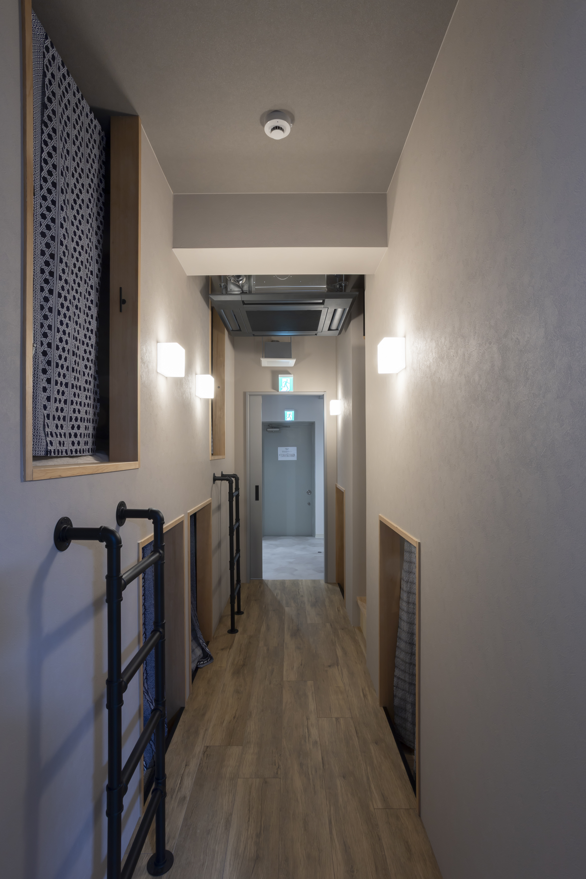 4F 女性専用エリア 部屋入口