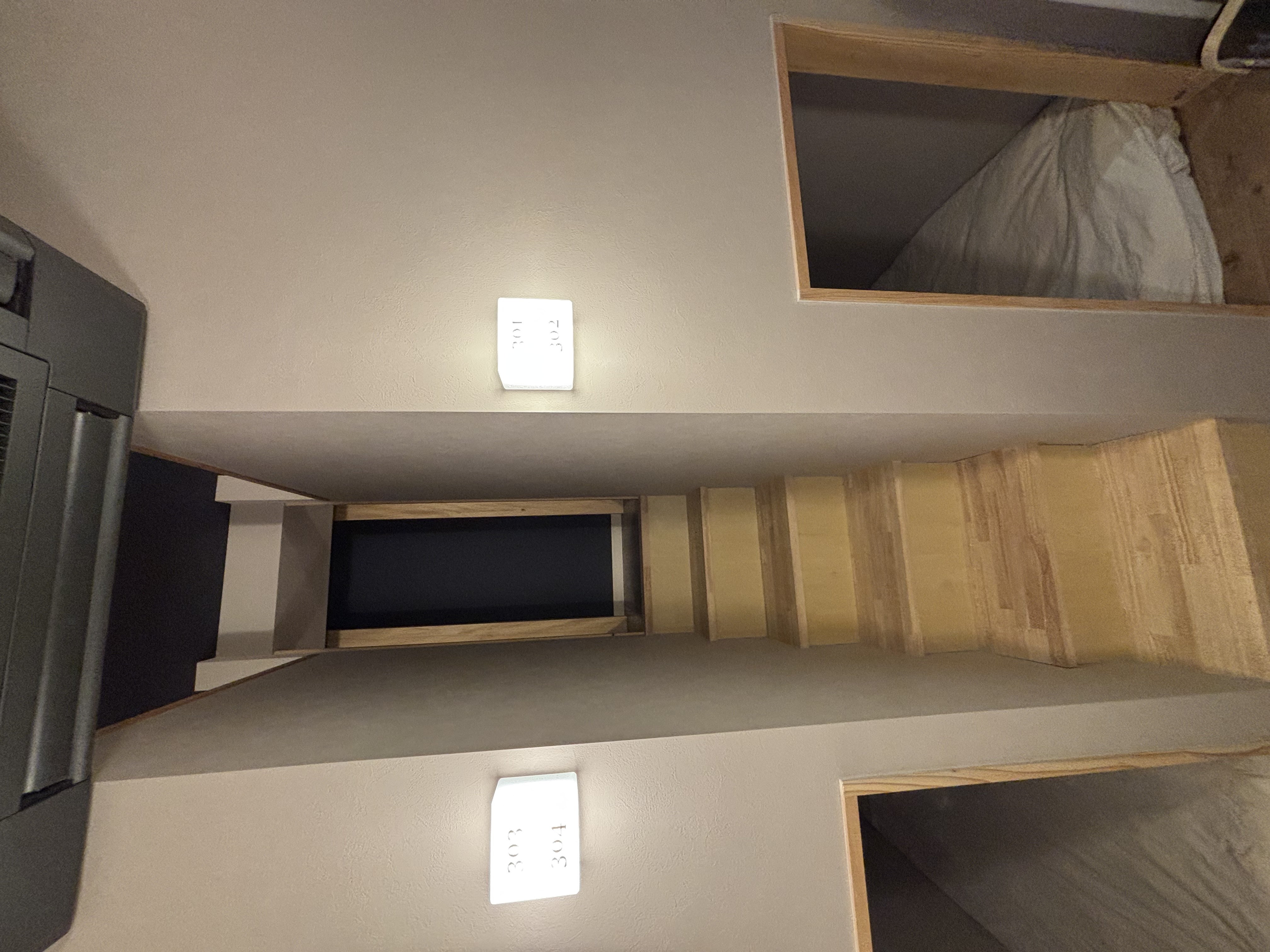 3F 男性専用エリア 部屋入口
