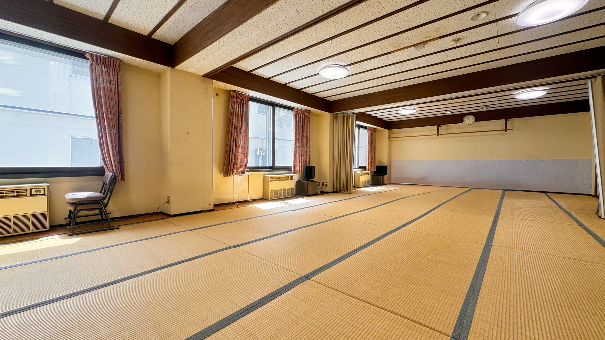 【和室45畳】15畳の間仕切で3部屋も可能