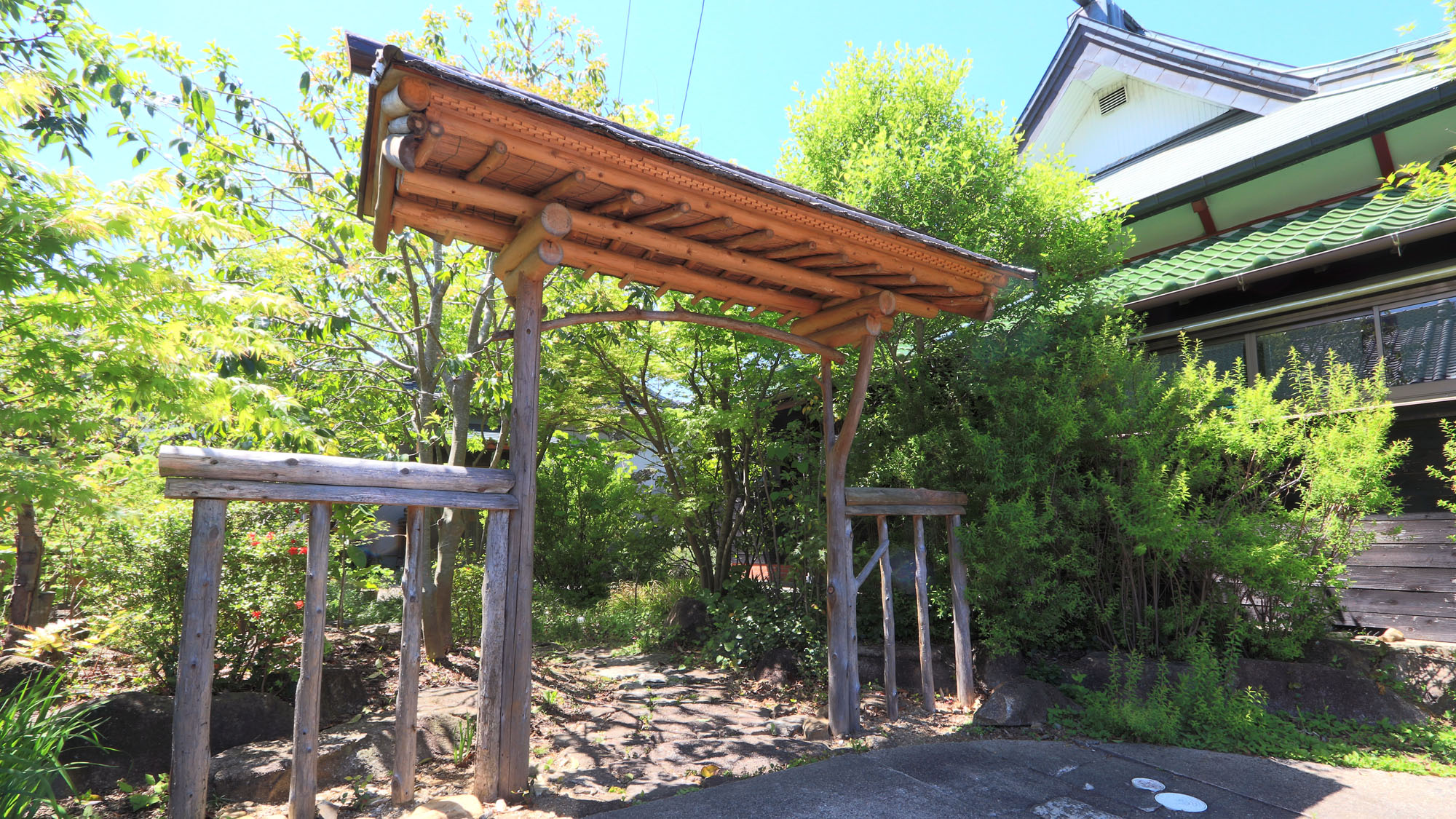 蔵カフェ もみじ 外観*