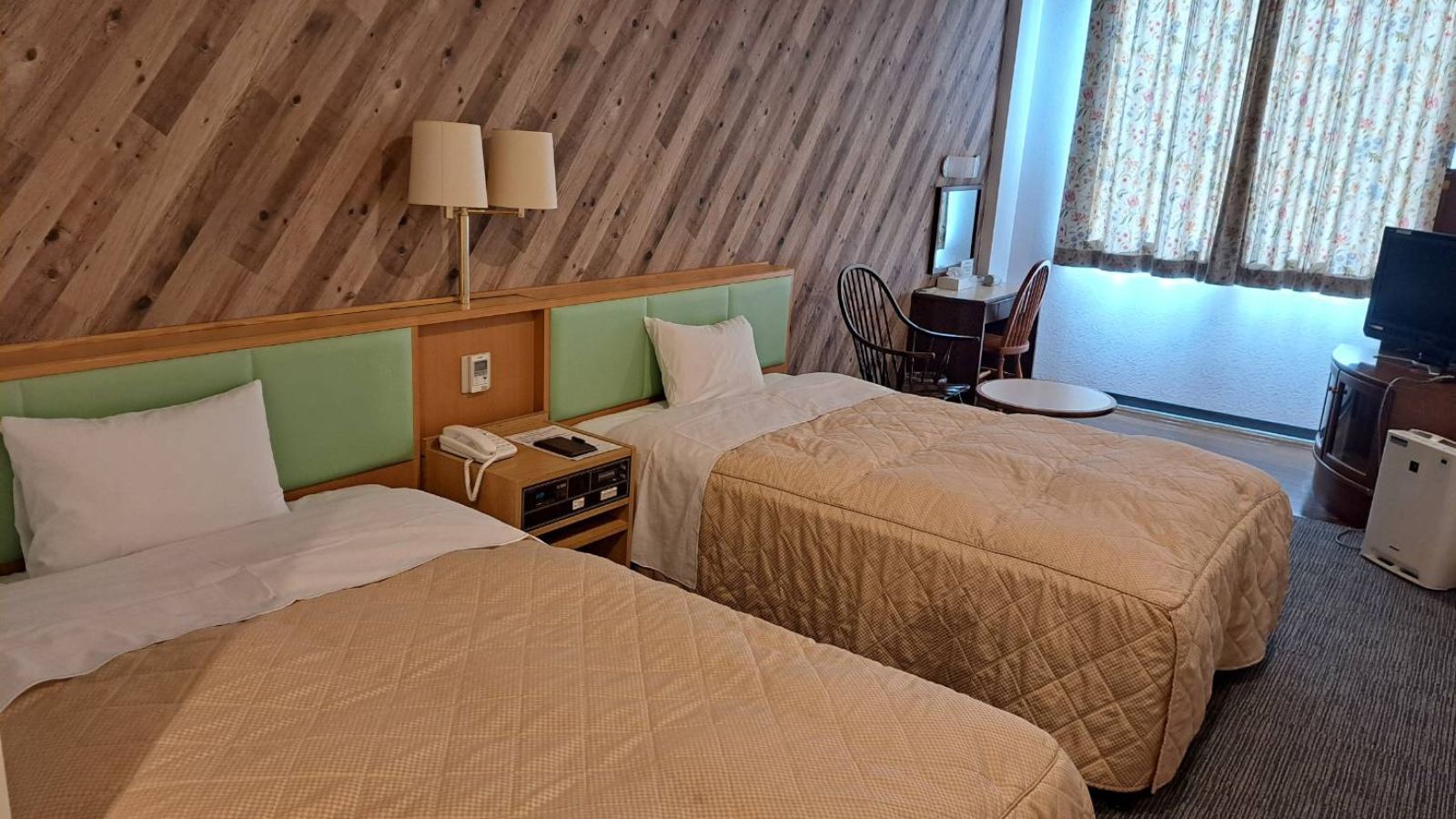 デラックスツインルーム